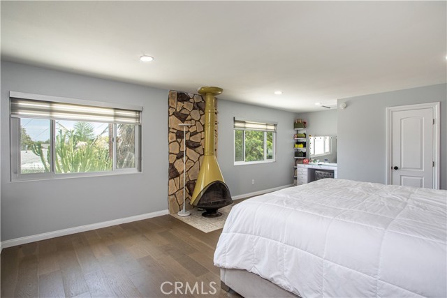 2750 San Carlos Lane, Costa Mesa CA: https://media.crmls.org/medias/b3629ceb-7dde-4e5e-b15d-08f0dcfcbf9b.jpg