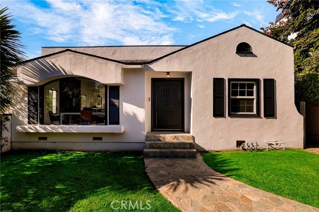 543 N Gardner Street, Los Angeles CA: https://media.crmls.org/medias/b362b683-8938-46af-9954-f2616f063ea0.jpg