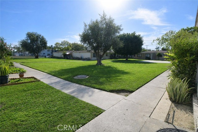 Detail Gallery Image 12 of 20 For 1001 E Grant St, Santa Ana,  CA 92701 - 2 Beds | 1/1 Baths