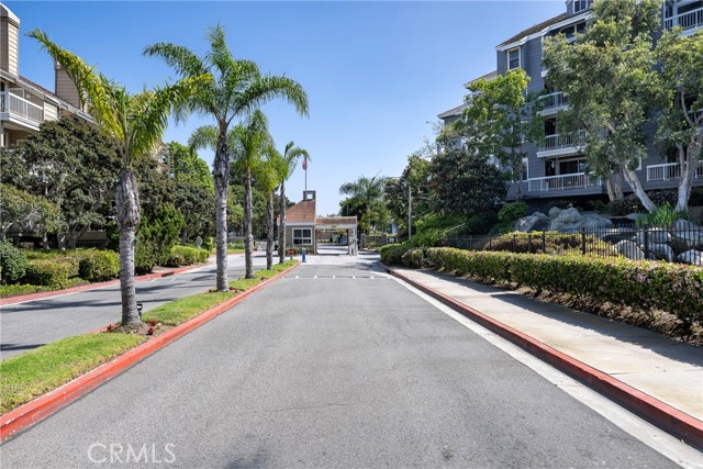 Detail Gallery Image 38 of 57 For 20301 Bluffside Circle #315,  Huntington Beach,  CA 92646 - 1 Beds | 1 Baths