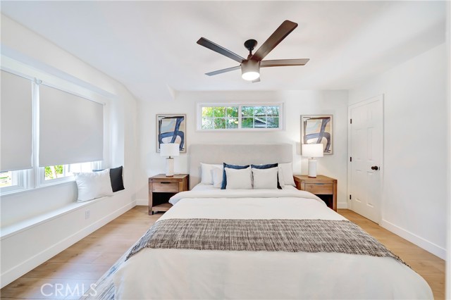 20742 Lull Street, Winnetka CA: https://media.crmls.org/medias/b3645de4-84b5-4d21-9e0a-6cae242a4282.jpg