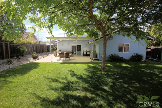 Detail Gallery Image 32 of 37 For 171 Bridgegate Ln, Paso Robles,  CA 93446 - 4 Beds | 3 Baths