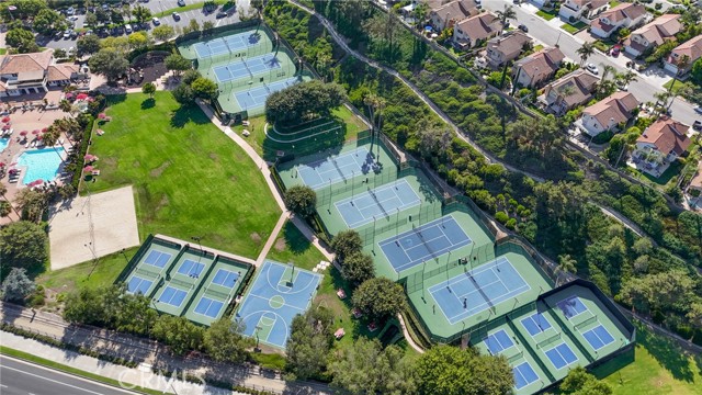 28461 Rancho De Juana, Laguna Niguel CA: https://media.crmls.org/medias/b36512d0-ba60-486d-a796-56edbe3c0157.jpg