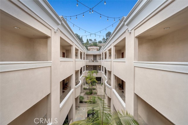Detail Gallery Image 20 of 26 For 901 Deep Valley Dr #104,  Rolling Hills Estates,  CA 90274 - 2 Beds | 2 Baths