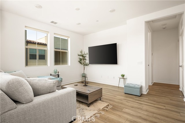 1501 lasso, Rancho Mission Viejo CA: https://media.crmls.org/medias/b366f4d0-c6a0-42d5-ba25-fb40c1f92f20.jpg