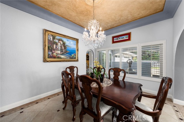 1738 N Ukiah Way, Upland CA: https://media.crmls.org/medias/b3671a44-8fd4-4d58-80fd-8c39cf9a1920.jpg