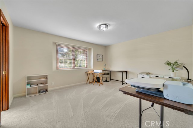 Detail Gallery Image 36 of 59 For 15883 Condor Ridge, Canyon Country,  CA 91387 - 5 Beds | 3/1 Baths