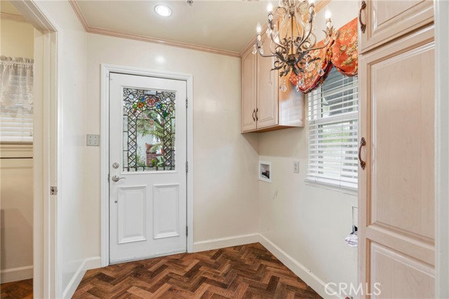 Detail Gallery Image 14 of 34 For 1820 Edgewood Dr, Alhambra,  CA 91803 - 3 Beds | 2/1 Baths