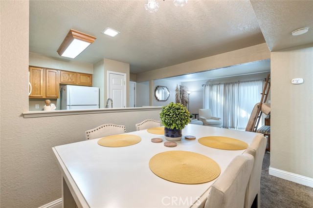 Detail Gallery Image 12 of 29 For 2881 Huntington Bld #137,  Fresno,  CA 93721 - 1 Beds | 1 Baths