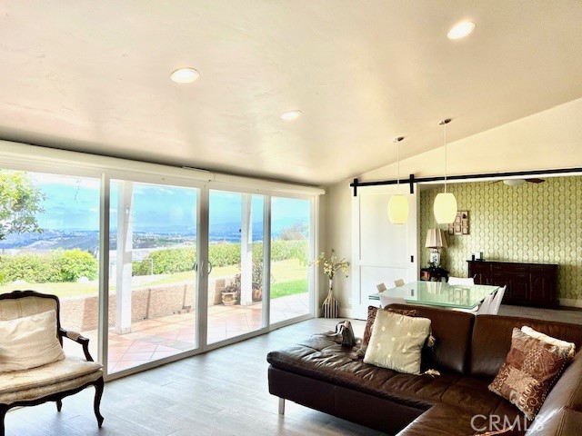 Detail Gallery Image 3 of 15 For 30972 Carrara Rd, Laguna Niguel,  CA 92677 - 3 Beds | 2 Baths