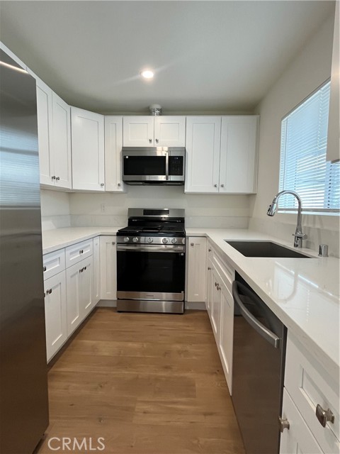 Detail Gallery Image 5 of 11 For 1011 E Chevy Chase #B,  Glendale,  CA 91205 - 2 Beds | 1 Baths