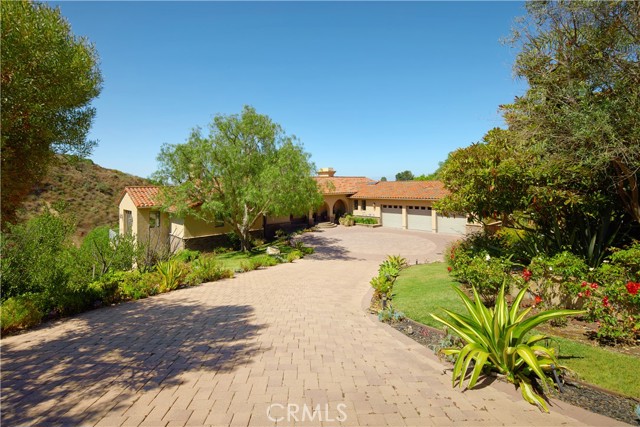 Detail Gallery Image 2 of 39 For 4347 Canyon View Ln, Palos Verdes Peninsula,  CA 90274 - 6 Beds | 4/1 Baths