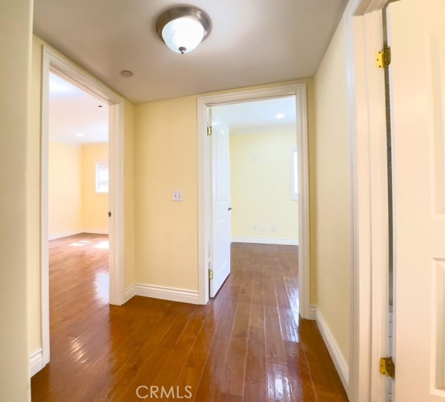 Detail Gallery Image 13 of 16 For 412 Ave F #B,  Redondo Beach,  CA 90277 - 4 Beds | 3 Baths