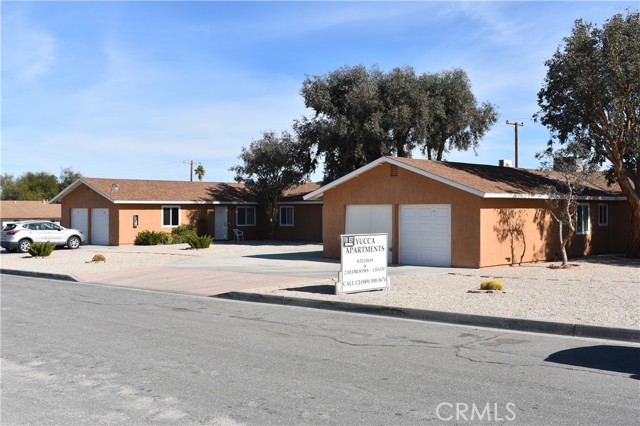 6321 Yucca Avenue, 29 Palms CA: https://media.crmls.org/medias/b36cc52f-11a4-495a-a0bf-9a6cad4d1ed5.jpg
