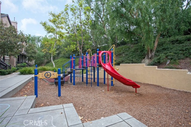 Detail Gallery Image 24 of 26 For 31 Tulare, Aliso Viejo,  CA 92656 - 2 Beds | 2/1 Baths