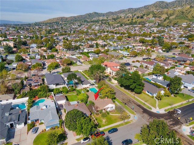 Detail Gallery Image 38 of 44 For 441 Dartmouth Rd, Burbank,  CA 91504 - 3 Beds | 2 Baths