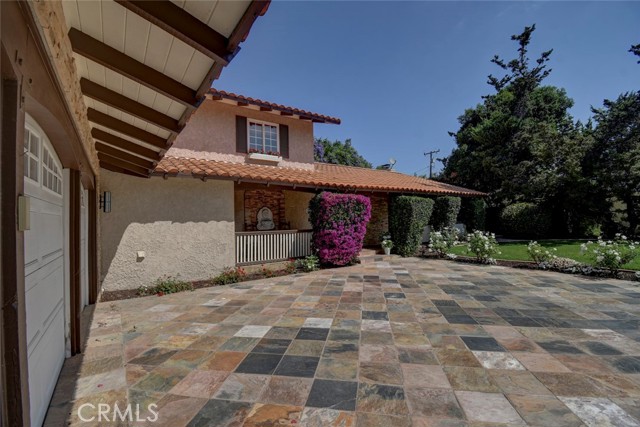 12441 La Bella Drive, Santa Ana CA: https://media.crmls.org/medias/b36f8ab5-785a-45d7-bbb5-689e79a9a008.jpg