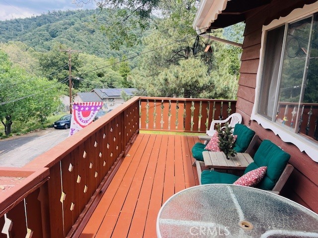 470 Dunant Drive, Crestline CA: https://media.crmls.org/medias/b37082fd-3edd-4db0-b6de-850596989a4a.jpg