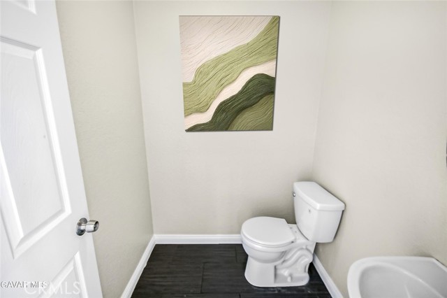 Detail Gallery Image 15 of 44 For 5768 Monaco, Palmdale,  CA 93552 - 4 Beds | 2/1 Baths