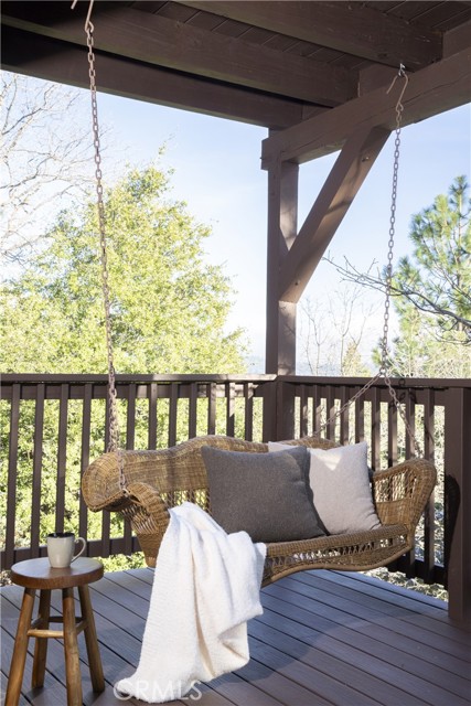 Detail Gallery Image 23 of 32 For 183 Chipmunk, Lake Arrowhead,  CA 92352 - 6 Beds | 5/1 Baths