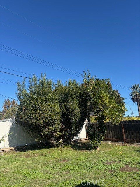 Detail Gallery Image 15 of 24 For 16245 Londelius, North Hills,  CA 91343 - 3 Beds | 1/1 Baths