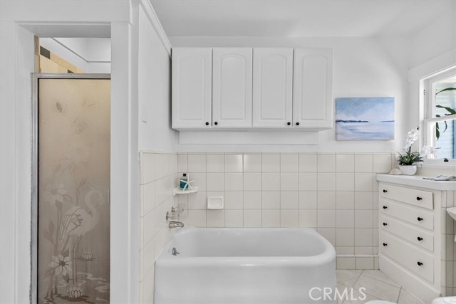 Detail Gallery Image 15 of 30 For 2403 S Gaffey St, San Pedro,  CA 90731 - 2 Beds | 1 Baths