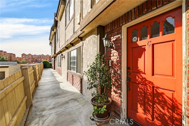 Detail Gallery Image 18 of 19 For 229 Saint Francis Street #C,  San Gabriel,  CA 91776 - 3 Beds | 3 Baths