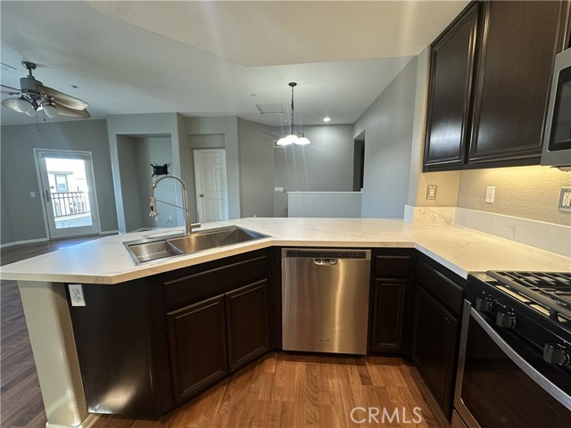 Detail Gallery Image 11 of 30 For 25190 Crest Haven St #2,  Murrieta,  CA 92562 - 2 Beds | 2 Baths