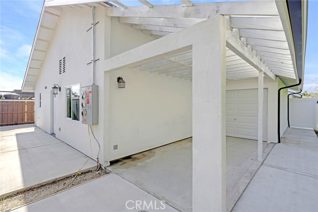 8144 Louise Avenue, Northridge CA: https://media.crmls.org/medias/b3745ba9-af7c-472b-814b-a7ebcf6d1bc4.jpg