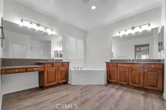 Detail Gallery Image 18 of 38 For 19168 Mono Dr, Hesperia,  CA 92345 - 3 Beds | 2/1 Baths