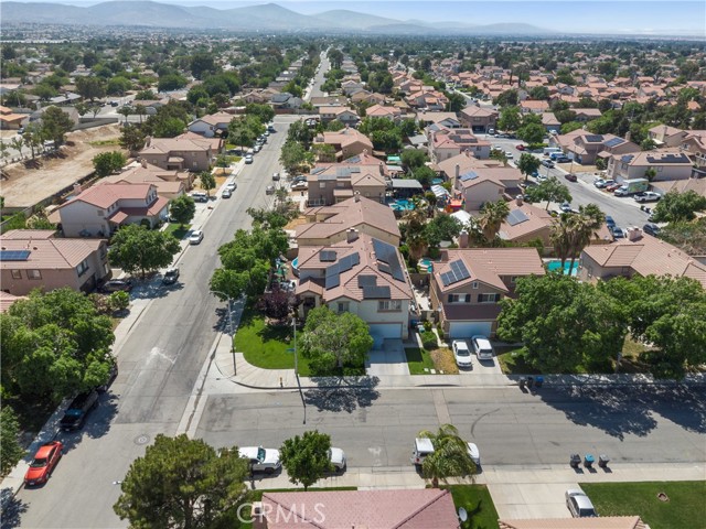 37433 56th E Street, Palmdale CA: https://media.crmls.org/medias/b37635cb-5457-405b-9633-cc778a23270a.jpg