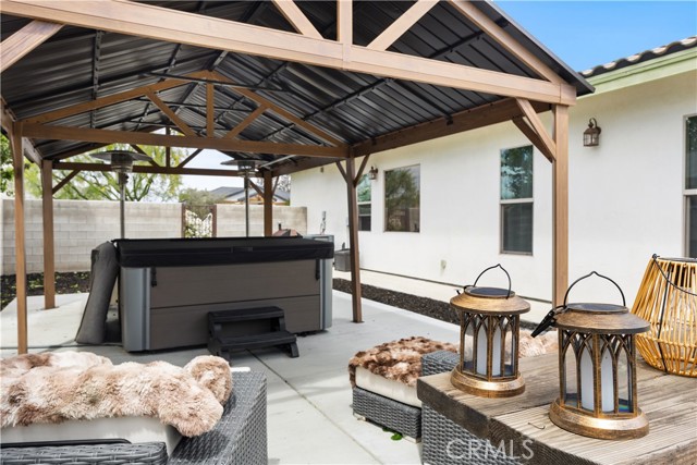 15521 Georges Letour Avenue, Bakersfield CA: https://media.crmls.org/medias/b3767429-f379-4891-8359-4bc2b03149ba.jpg