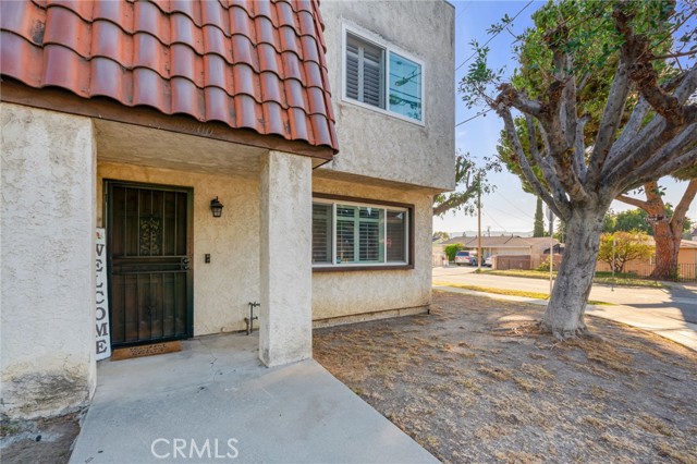 15900 Rowland Street, La Puente CA: https://media.crmls.org/medias/b376959c-718f-4583-bb22-79179dc3470c.jpg