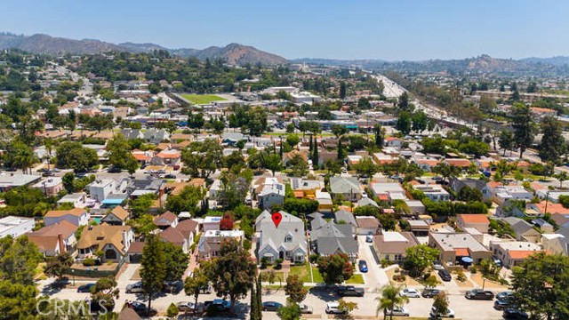 732 Cordova Avenue, Glendale CA: https://media.crmls.org/medias/b37830a5-6f25-4cd6-8935-6b0c79774757.jpg