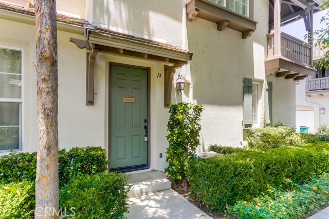 14 Taquitz, Irvine CA: https://media.crmls.org/medias/b3791049-df45-4893-b43d-827484d00d0a.jpg