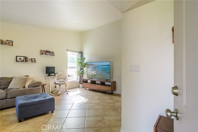 Detail Gallery Image 7 of 30 For 20731 Brookdale Ln, Huntington Beach,  CA 92646 - 3 Beds | 2 Baths