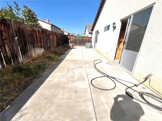 Detail Gallery Image 38 of 38 For 15371 Avenida De Portugal, Moreno Valley,  CA 92555 - 4 Beds | 2 Baths