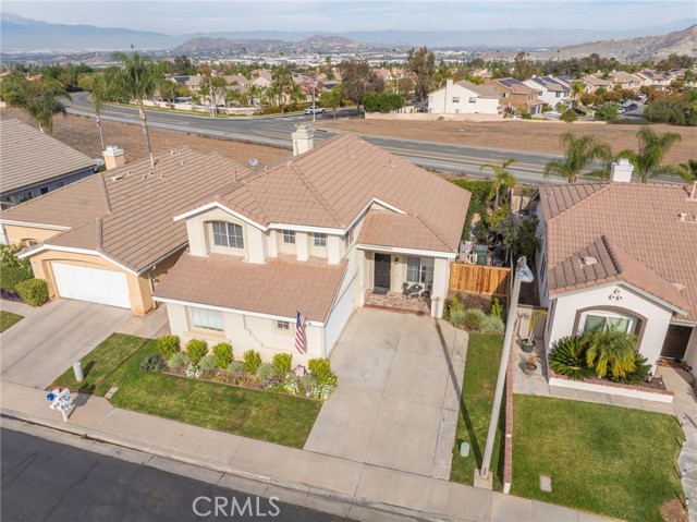 Detail Gallery Image 35 of 43 For 945 Ferndale, Corona,  CA 92881 - 3 Beds | 2/1 Baths