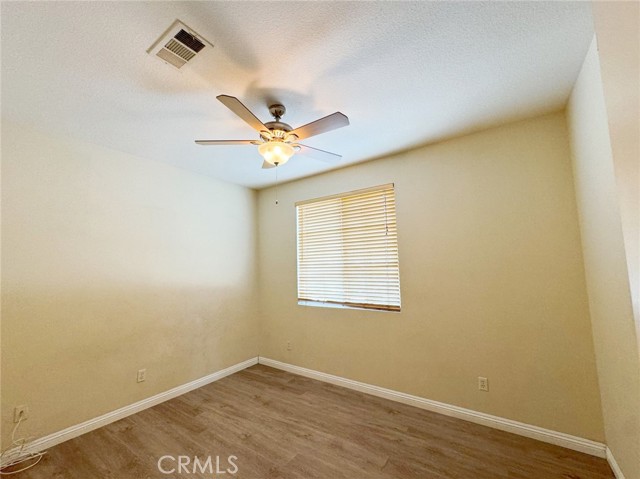 Detail Gallery Image 7 of 22 For 1135 N Solano Privado #C,  Ontario,  CA 91764 - 3 Beds | 2/1 Baths