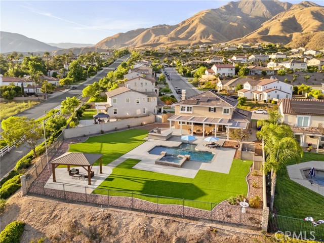 Detail Gallery Image 34 of 39 For 28929 Davis, Highland,  CA 92346 - 4 Beds | 2/1 Baths