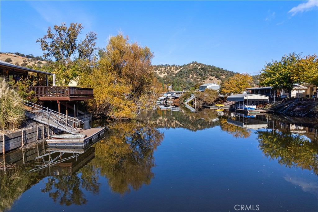 https://media.crmls.org/medias/b37b15a5-46ed-4af7-b7c3-930731464e3a.jpg?preset=X-Large