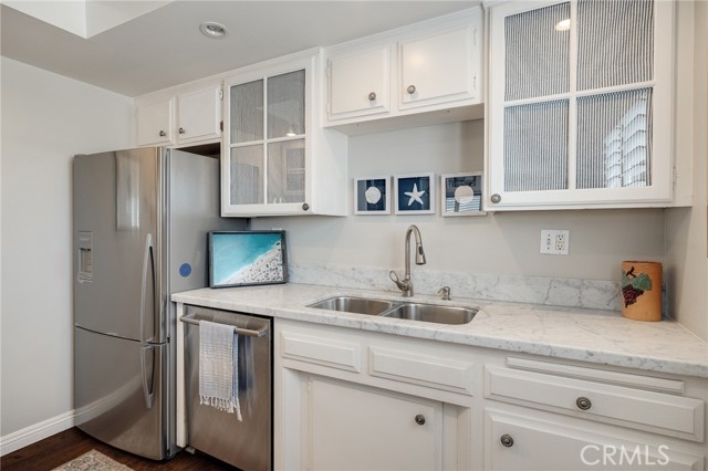 640 Manhattan Beach Boulevard, Manhattan Beach, California 90266, 2 Bedrooms Bedrooms, ,2 BathroomsBathrooms,Residential,Sold,Manhattan Beach,SB23142644