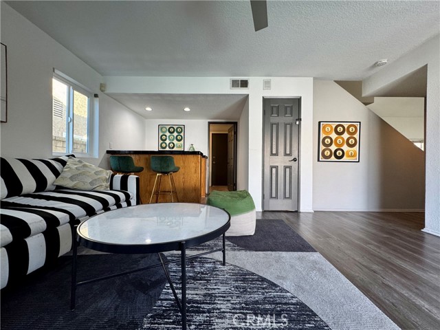 Detail Gallery Image 17 of 48 For 21 N Slope Ln, Pomona,  CA 91766 - 4 Beds | 2/1 Baths