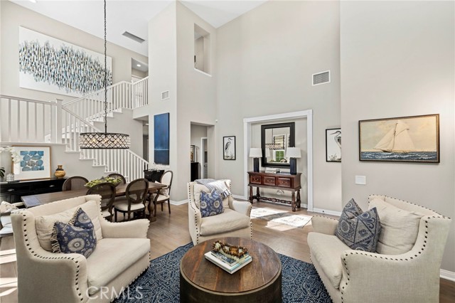 106 Plaza Via Sol, San Clemente CA: https://media.crmls.org/medias/b37c41d3-08ff-4378-98c9-f0802ee1803e.jpg