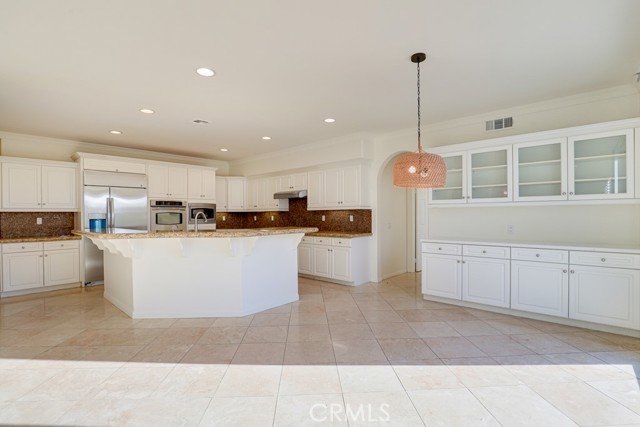 Detail Gallery Image 8 of 75 For 31180 Hickory Pl, Temecula,  CA 92592 - 5 Beds | 3/1 Baths