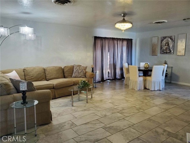 Detail Gallery Image 3 of 19 For 1007 N Broadway, Blythe,  CA 92225 - 3 Beds | 2 Baths