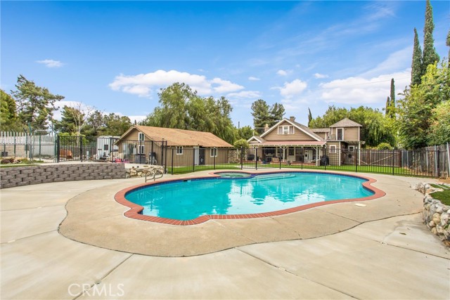 391 W Gilman Street, Banning CA: https://media.crmls.org/medias/b37e185d-9625-41f3-90c7-68b7471c8c50.jpg