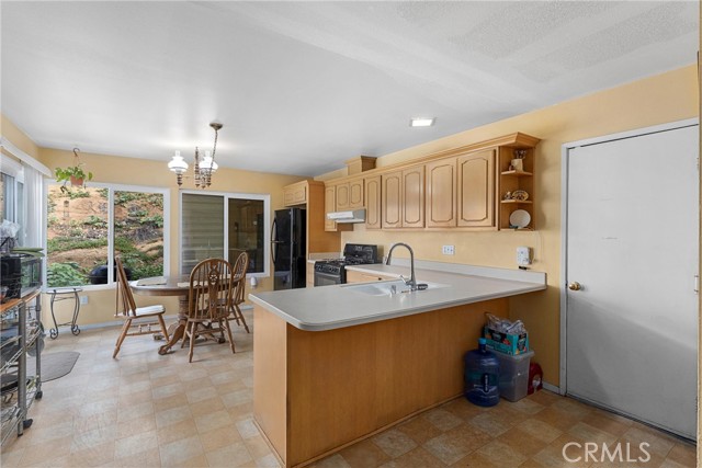 Detail Gallery Image 6 of 21 For 13462 Montego Dr, Poway,  CA 92064 - 4 Beds | 2 Baths
