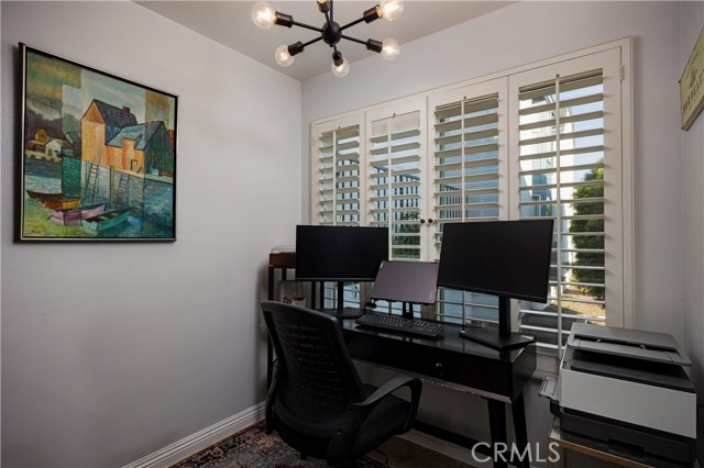 Detail Gallery Image 7 of 39 For 4713 E 4th, Long Beach,  CA 90814 - 2 Beds | 2 Baths