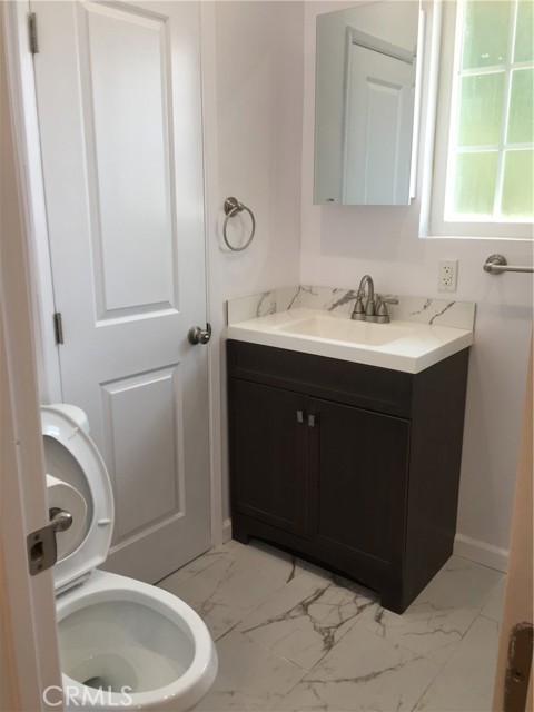 1348 E 23rd Street, Los Angeles CA: https://media.crmls.org/medias/b37f99dc-2558-49b8-8402-3be90f232871.jpg